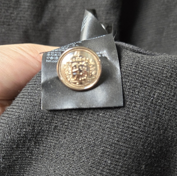 H&M Black Pocket-detail knit Cardigan with Gold Buttons Quiet Luxury size XS - Picture 12 of 16